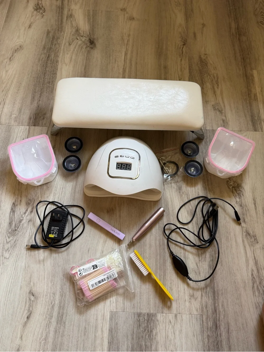 Nail Care Kit with White LED Lamp and Pink Accessories